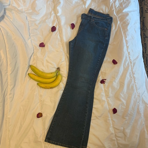 LIMITED EDITION LEVIS JEANS - Picture 6 of 6